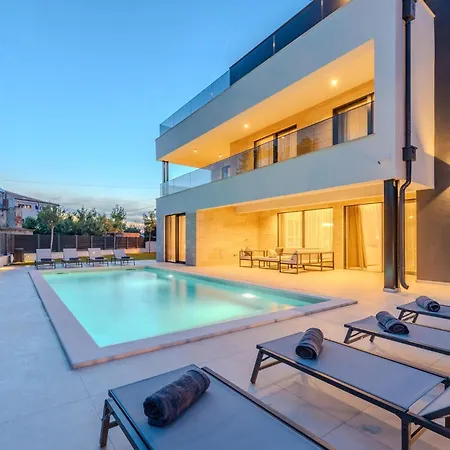 Stunning In With Sauna * Privlaka (Zadar)