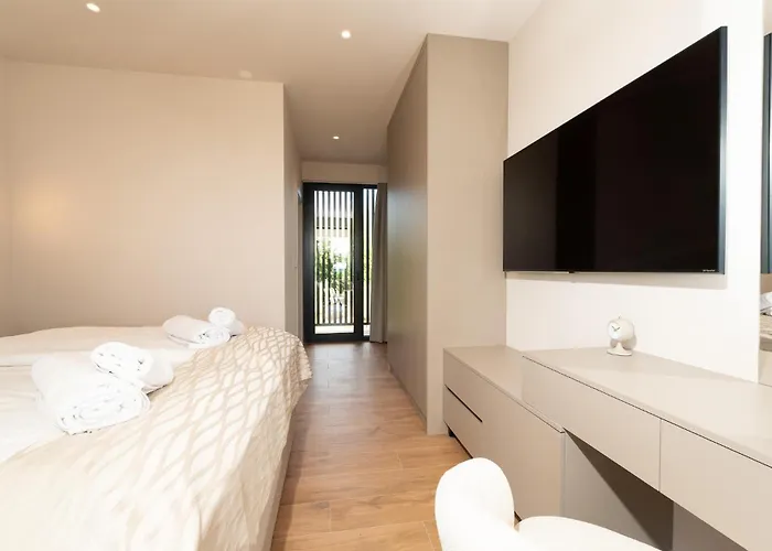 Cozy In With Sauna Privlaka (Zadar)