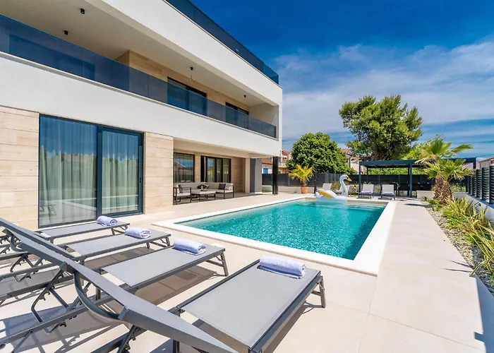 Cozy In With Sauna Casa de Férias Privlaka (Zadar)